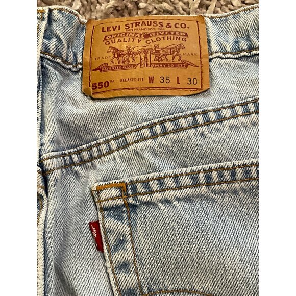 Vintage Levi's Men's 550 Jeans Made in USA 35X30 Ligth Wash - Picture 8 of 8